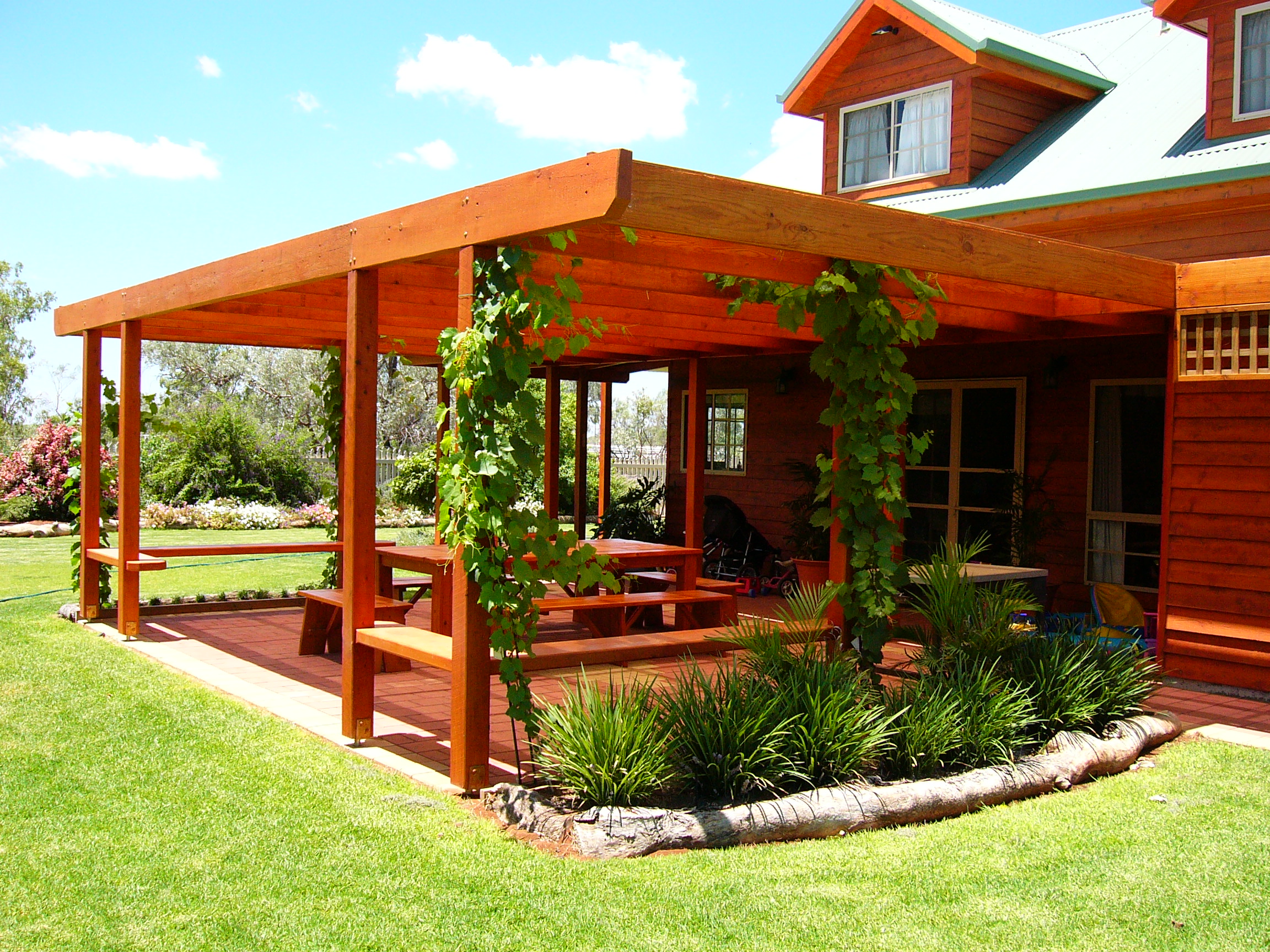 Western Red Outdoor Area